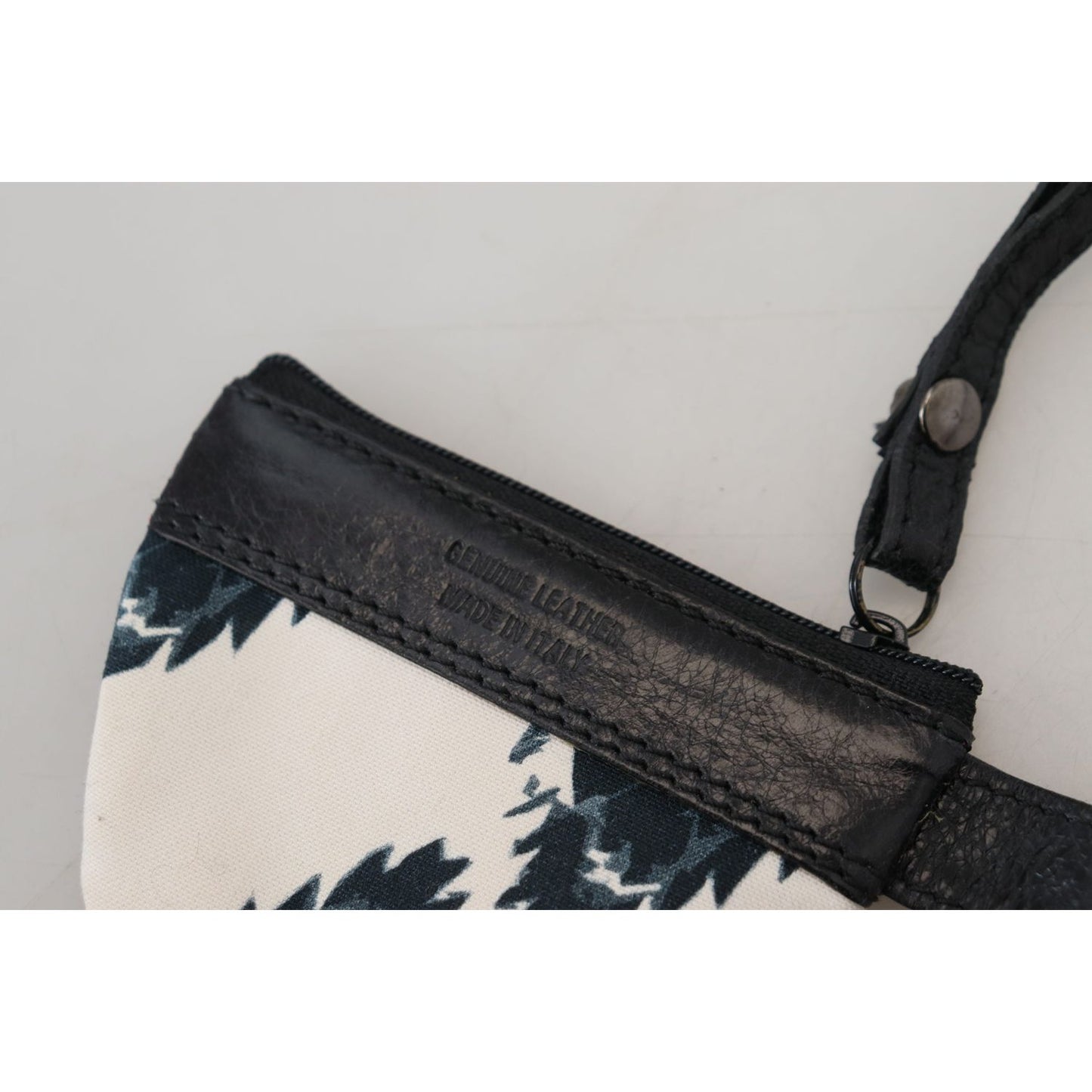 Costume National White Genuine Leather Coin Purse Strap Wallet Costume National