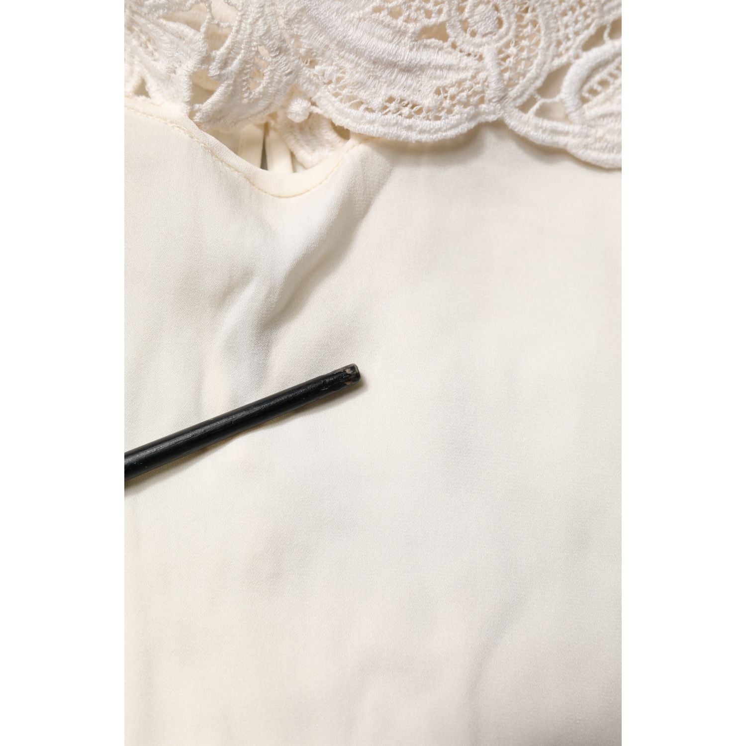 Dolce & Gabbana Cream Floral Lace Long Sleeves Blouse Top